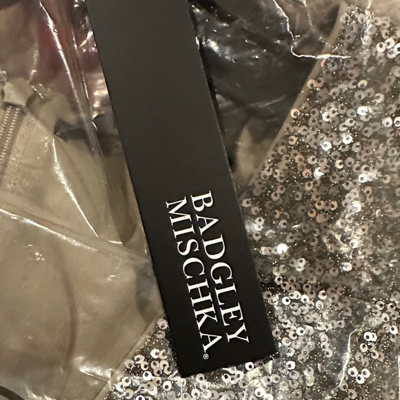Badgley Mischka Sequin Cocktail Dress Gunmetal Size 10 v-neck Midi Glam - Picture 8 of 8